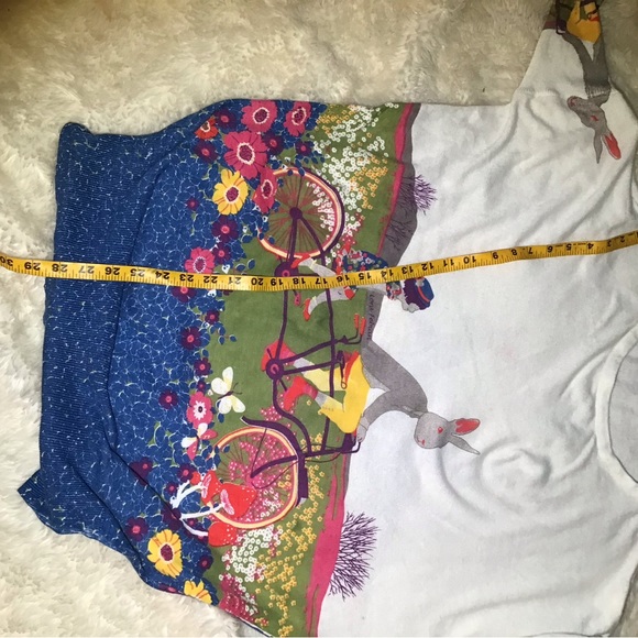 Miss Jolie London oversized graphic blouse size medium - Picture 7 of 7